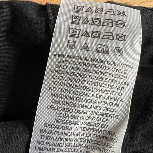 MLS Minnesota United FC Women's Black V-Neck Soccer T-Shirt - Size XXL - NWT - Picture 6 of 9